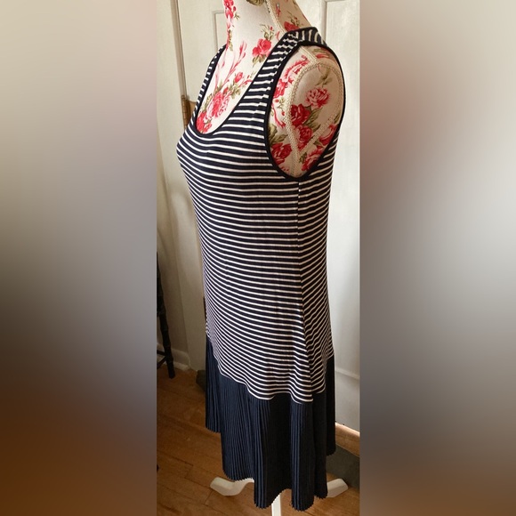 Hem & Thread Drop Waist Tank Dress - SZ L - Picture 3 of 4